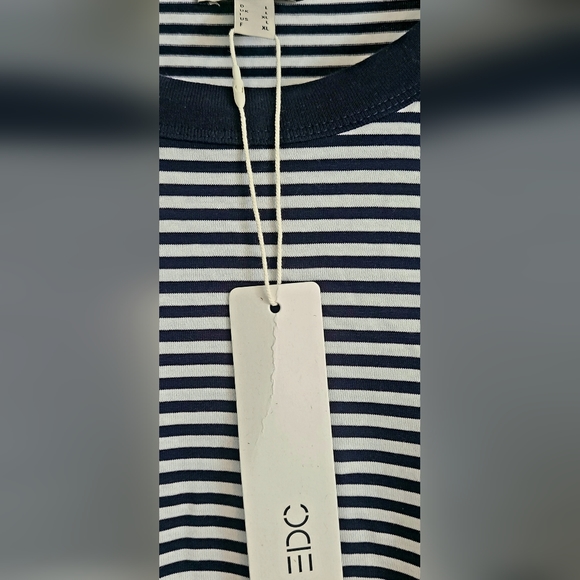 Esprit Long- sleeve Tee - Picture 2 of 5